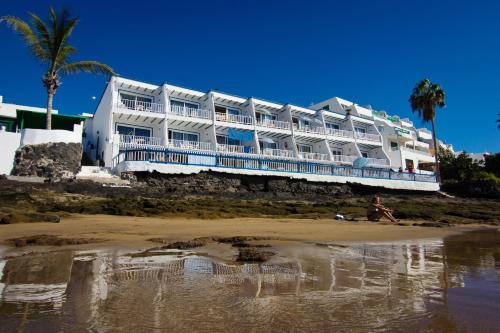 Imagen general del Hotel Apartamentos Cabrera. Foto 13