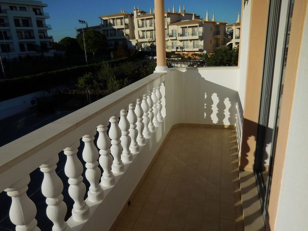 Imagen de la habitación del Hotel Apartamentos Cabrita. Foto 11
