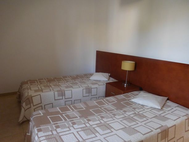 Imagen de la habitación del Hotel Apartamentos Cabrita. Foto 18