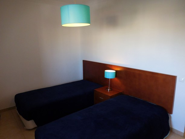 Imagen de la habitación del Hotel Apartamentos Cabrita. Foto 19