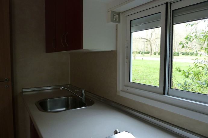 Imagen de la habitación del Hotel Apartamentos Camping La Barguilla. Foto 15