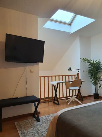 Imagen de la habitación del Hotel Apartamentos Ciudad Santiago. Foto 17