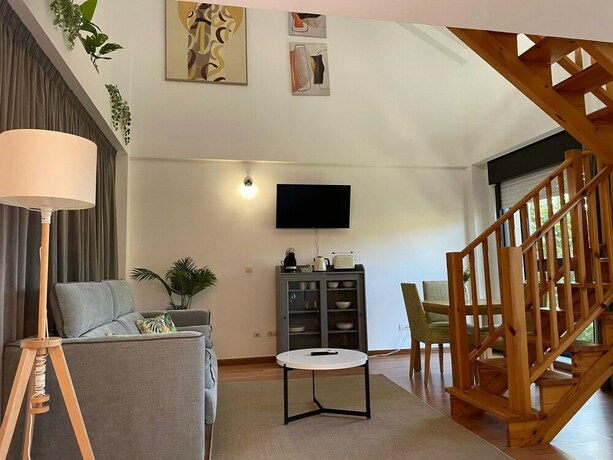 Imagen de la habitación del Hotel Apartamentos Ciudad Santiago. Foto 20