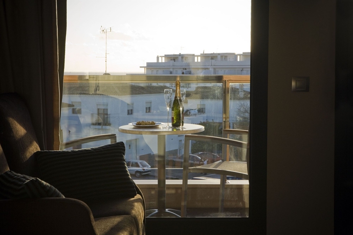 Imagen de la habitación del Hotel Apartamentos Conilsol. Foto 5