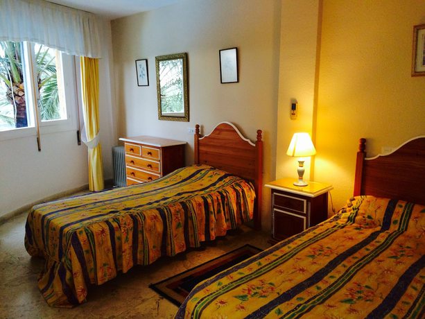 Imagen de la habitación del Hotel Apartamentos Coronado. Foto 4