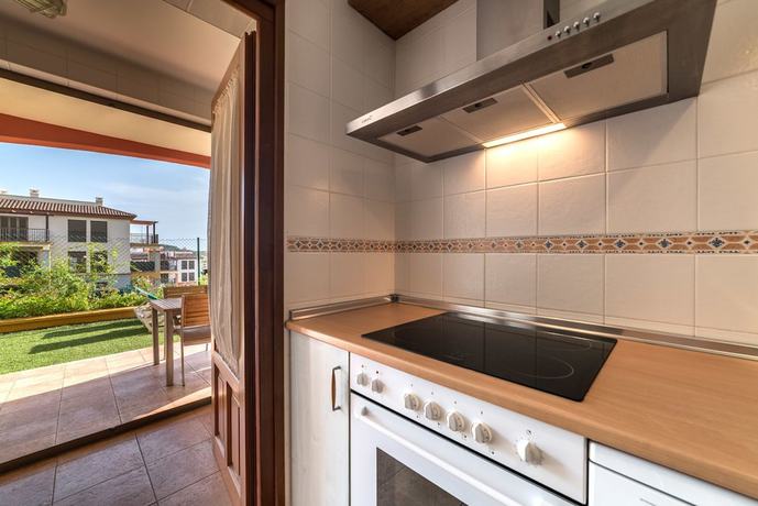 Imagen de la habitación del Hotel Apartamentos Costaluz Costa Esuri. Foto 6