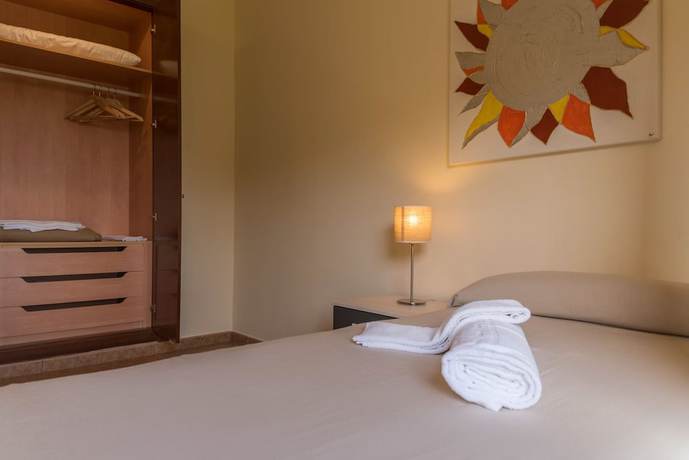 Imagen de la habitación del Hotel Apartamentos Costaluz Costa Esuri. Foto 14