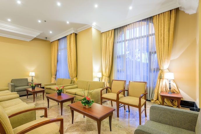 Imagen de los interiores del Hotel Apartamentos Dann. Foto 20