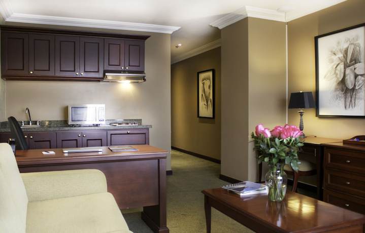 Imagen de la habitación del Hotel Apartamentos Dann. Foto 16
