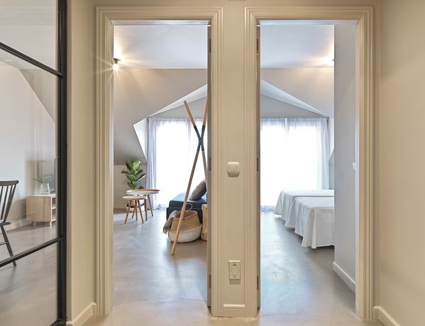 Imagen de los interiores del Hotel Apartamentos Dena. Foto 18