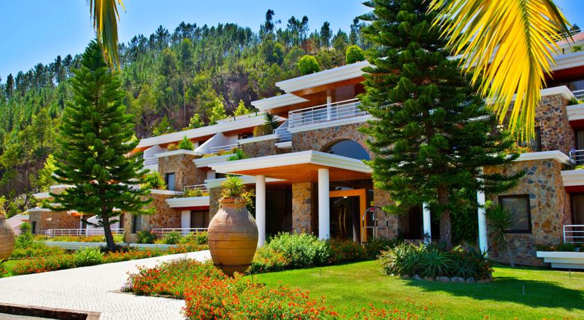 Imagen general del Hotel Apartamentos Do Lago. Foto 3