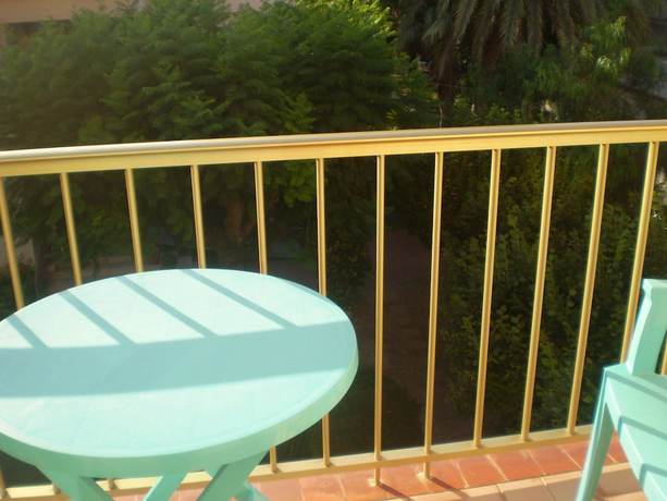Imagen de la habitación del Hotel Apartamentos El Oasis. Foto 5