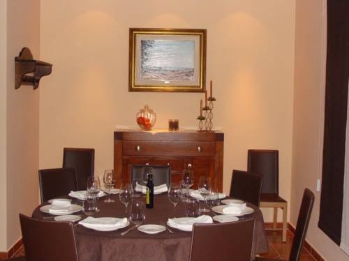 Imagen de la habitación del Hotel Apartamentos El Portón De La Sierra. Foto 13