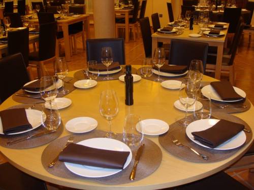 Imagen de la habitación del Hotel Apartamentos El Portón De La Sierra. Foto 14