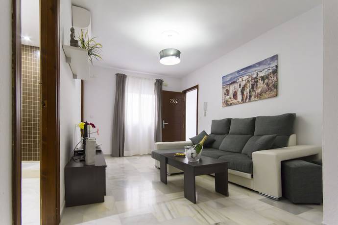 Imagen de la habitación del Hotel Apartamentos El Tajo. Foto 19