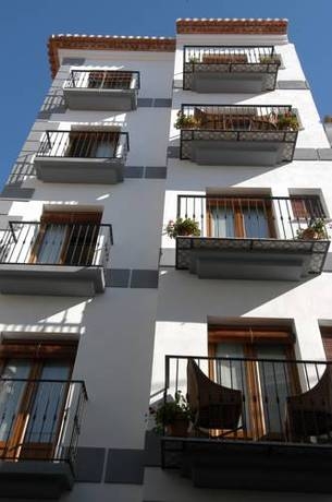 Imagen general del Hotel Apartamentos El Tranco del Mar. Foto 7