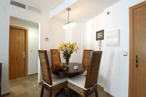 Imagen general del Hotel Apartamentos El Tranco del Mar. Foto 9