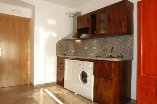 Imagen general del Hotel Apartamentos El Tranco del Mar. Foto 14