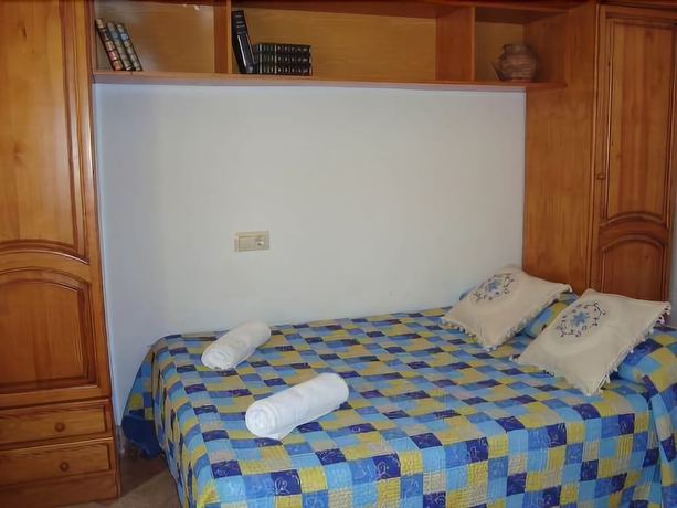 Imagen de la habitación del Hotel Apartamentos Embrujo De Azahar. Foto 2