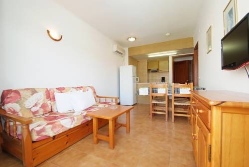 Imagen general del Hotel Apartamentos Familiares Festa Platja. Foto 10
