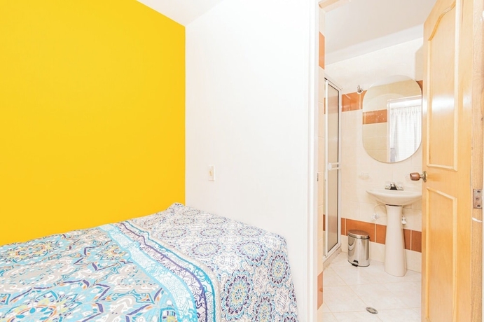 Imagen de la habitación del Hotel Apartamentos Flexitel 1005. Foto 13