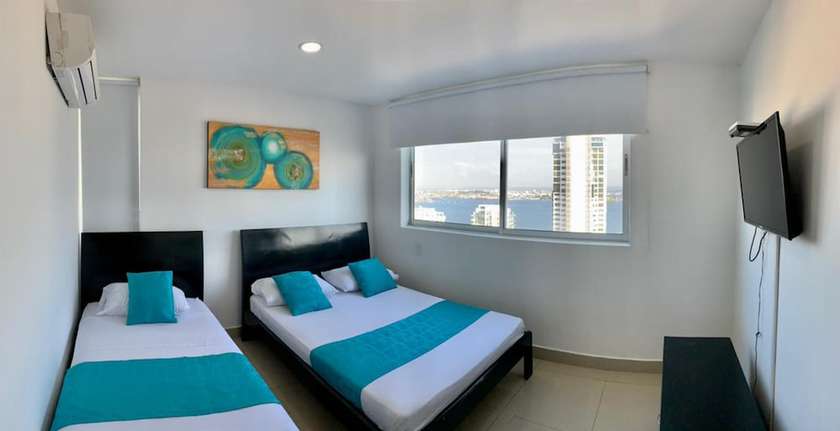 Imagen de la habitación del Hotel Apartamentos | Frente al Mar + Primera Linea de Playa | Piscina TOP. Foto 4