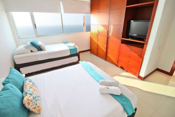 Imagen de la habitación del Hotel Apartamentos | Frente al Mar + Primera Linea de Playa | Piscina TOP. Foto 6