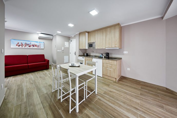 Imagen de la habitación del Hotel Apartamentos GBH Caballito de Mar. Foto 10