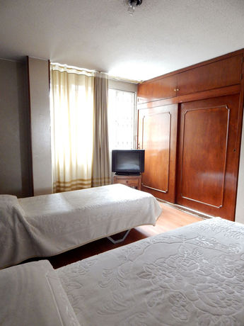 Imagen de la habitación del Hotel Apartamentos Galerias 52. Foto 9