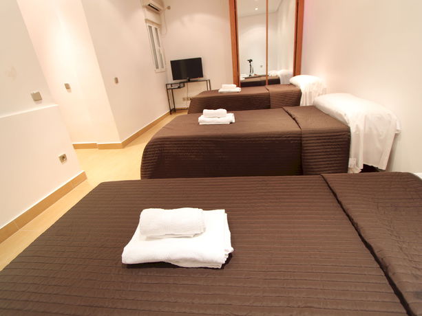 Imagen de la habitación del Hotel Apartamentos Good Stay Prado. Foto 6