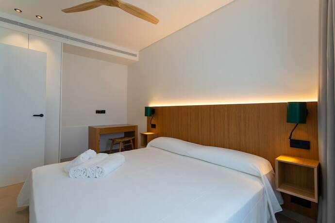 Imagen de la habitación del Hotel Apartamentos Hamus. Foto 20