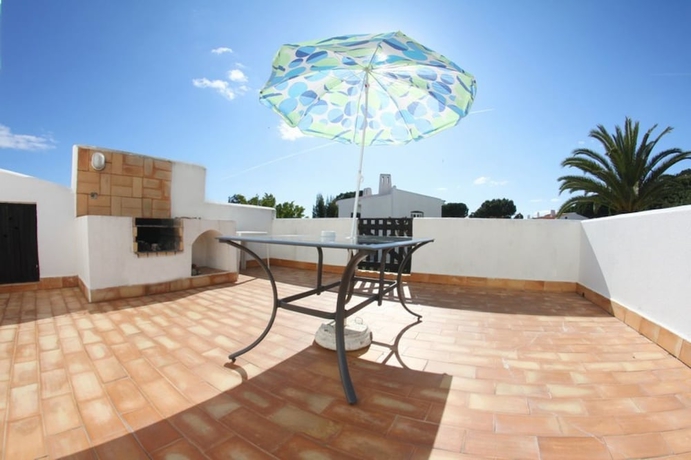 Imagen de la habitación del Hotel Apartamentos Honório. Foto 4