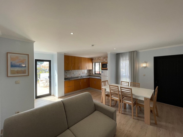 Imagen de la habitación del Hotel Apartamentos Honório. Foto 12