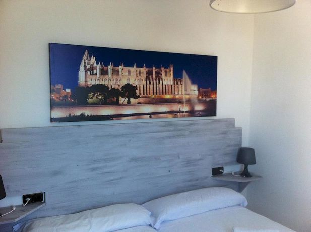 Imagen de la habitación del Hotel Apartamentos Ibiza. Foto 4