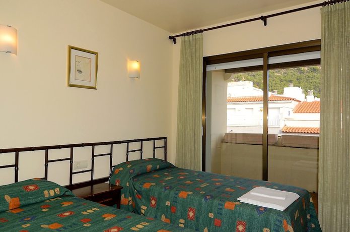 Imagen de la habitación del Hotel Apartamentos Jardins del Mar. Foto 8