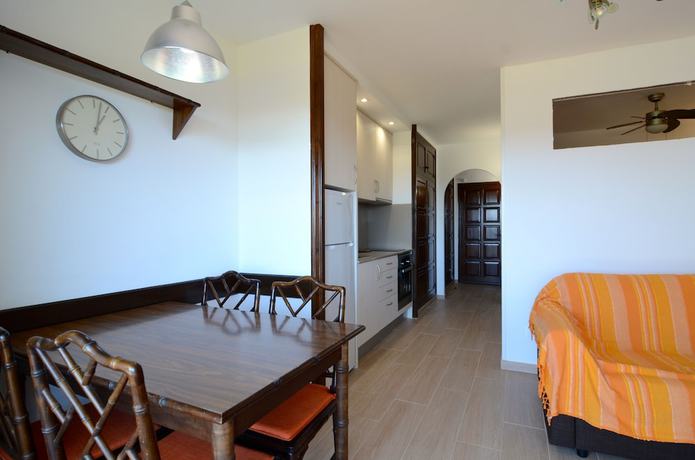 Imagen de la habitación del Hotel Apartamentos Jardins del Mar. Foto 9
