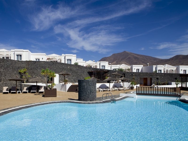 Imagen general del Hotel Apartamentos LIVVO Coloradamar. Foto 3