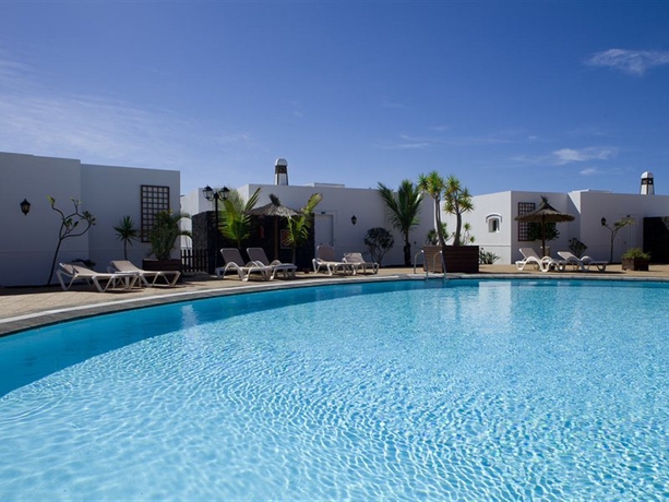 Imagen general del Hotel Apartamentos LIVVO Coloradamar. Foto 8