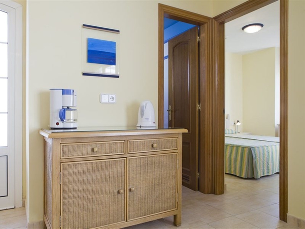 Imagen general del Hotel Apartamentos LIVVO Coloradamar. Foto 9