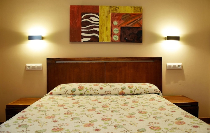 Imagen de la habitación del Hotel Apartamentos La Barzana. Foto 3