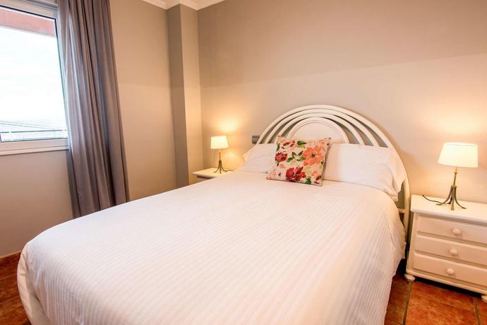 Imagen de la habitación del Hotel Apartamentos La Coteruca. Foto 5