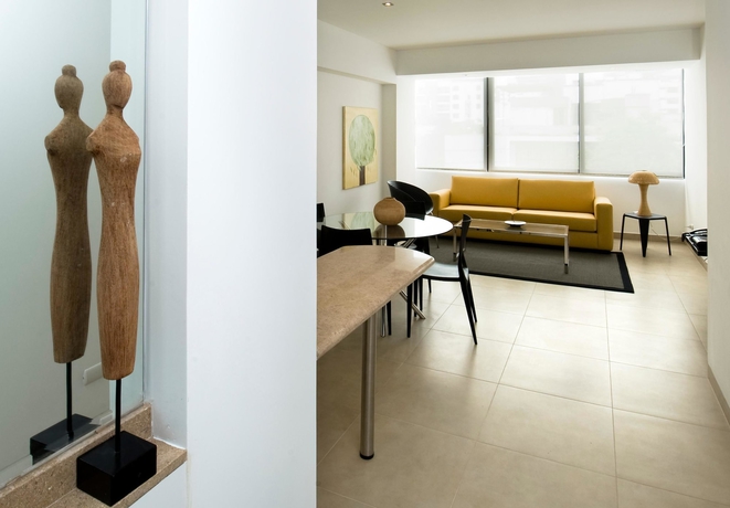 Imagen de los interiores del Hotel Apartamentos Lima 501. Foto 13