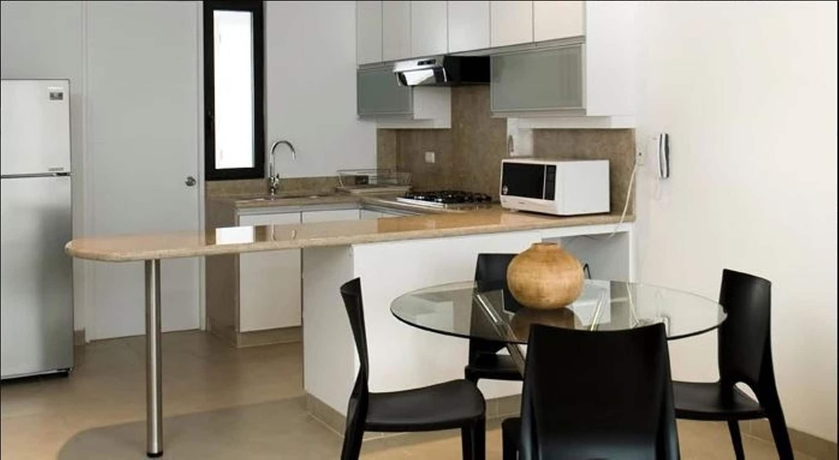 Imagen de la habitación del Hotel Apartamentos Lima 501. Foto 9