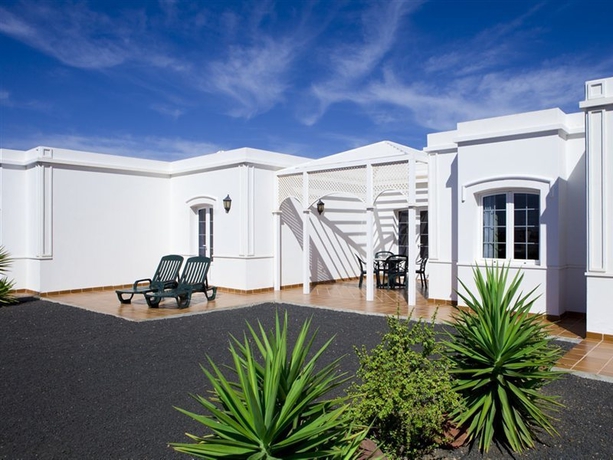 Imagen general del Hotel Apartamentos Livvo Coloradamar. Foto 7