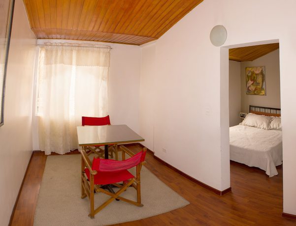 Imagen de la habitación del Hotel Apartamentos Los Alc&aacute;zares. Foto 18