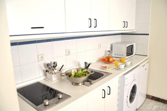 Imagen de la habitación del Hotel Apartamentos Los Girasoles Ii. Foto 3