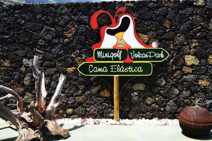 Imagen de los exteriores del Hotel Apartamentos Los Verodes. Foto 10