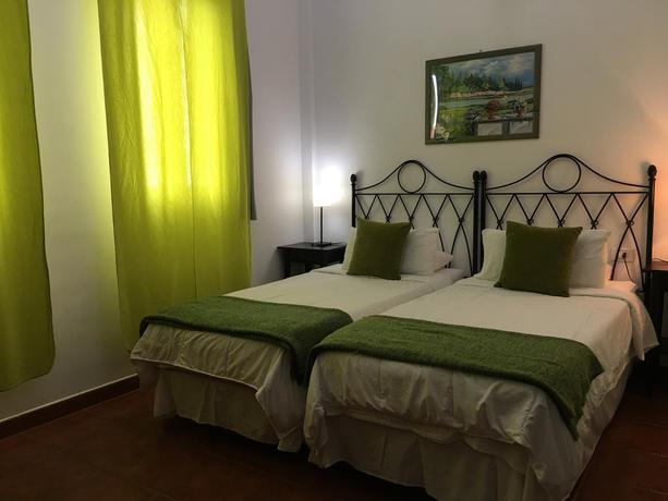 Imagen de la habitación del Hotel Apartamentos Los Verodes. Foto 9