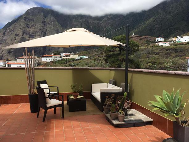 Imagen de los exteriores del Hotel Apartamentos Los Verodes. Foto 18