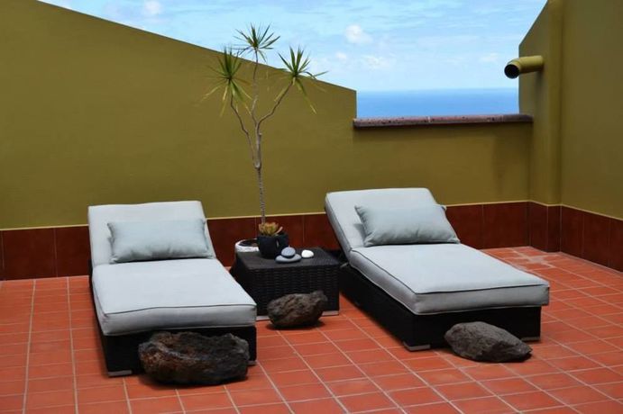 Imagen de los exteriores del Hotel Apartamentos Los Verodes. Foto 22